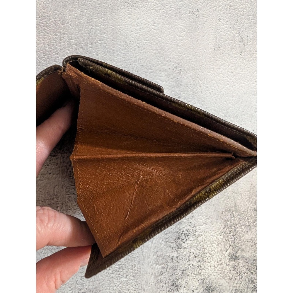 Authentic Vintage Louis Vuitton Monogram envelope coin wallet. Date Code 821 - Picture 8 of 14